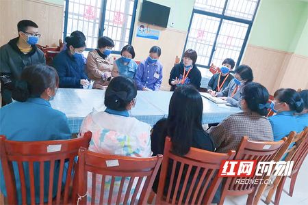 同“馨”戰(zhàn)疫，康乃馨養(yǎng)老社區(qū)為長者撐起一片晴空